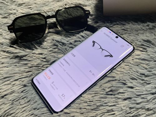 华为首款搭载HarmonyOS智能眼镜评测：内藏乾坤的百搭穿戴设备 兼顾海量智慧体验